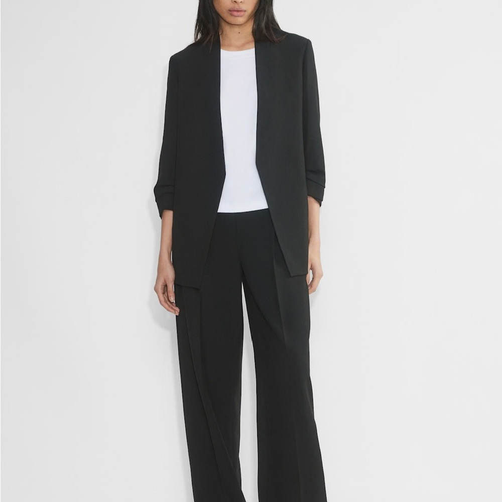 Aritzia Babaton Power Blazer in Taupe